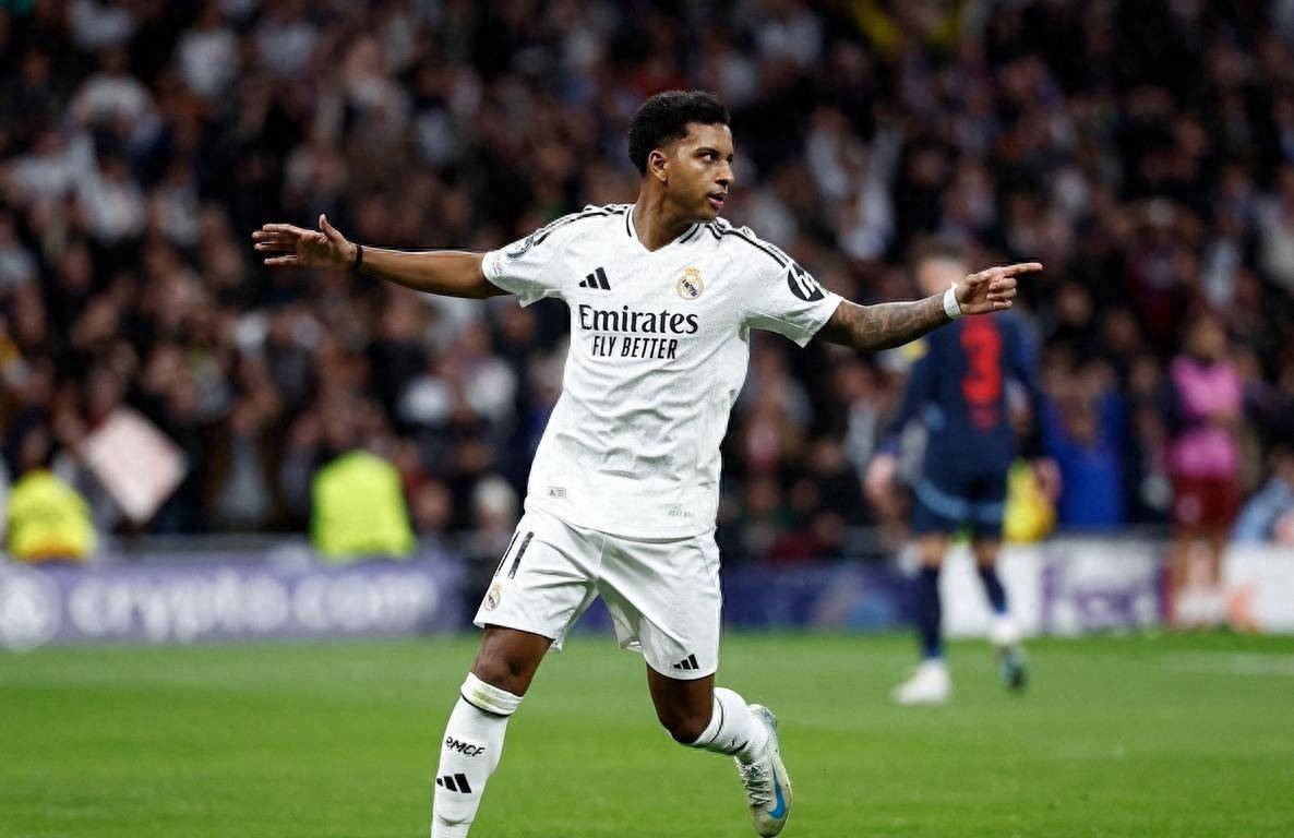 曾经的球队功臣，如今枯坐板凳席，标价1亿欧无人问，皇马11号何处去？